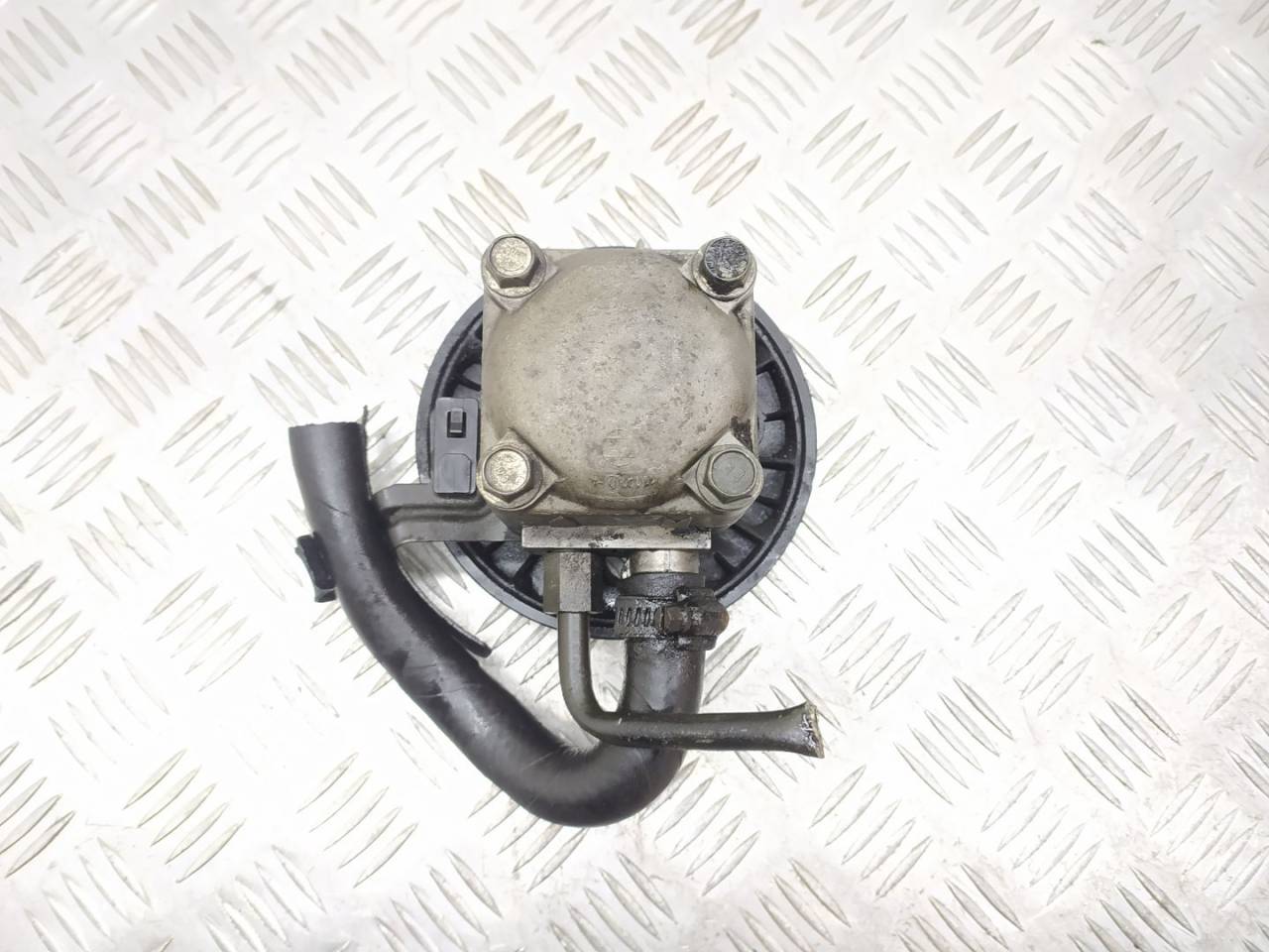 насос гидроусилителя руля Volvo V70 2 поколение 2004, 2.4 л., i - фото №1