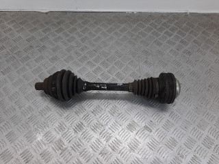 полуось передняя левая (приводной вал, ШРУС) Volkswagen Golf 5 поколение 2006, 2.0 л., BMM, дизель, 6МКПП