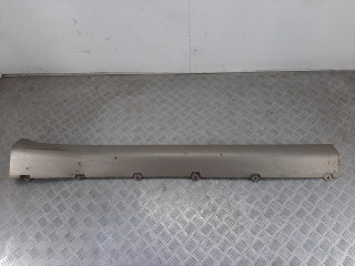 накладка на порог Suzuki Grand Vitara 1 поколение 2002, 2.0 л., RHZ, дизель, 7756165DA0