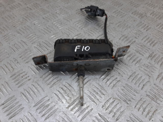 насос (моторчик) омывателя фар Volvo V70 2 поколение 2005, 2.4 л., D 5244 T, дизель, МКПП, универсал