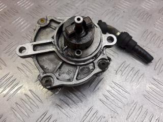 насос вакуумный Mercedes-Benz Vito W638 1999, 2.2 л., CDi, A6112300165