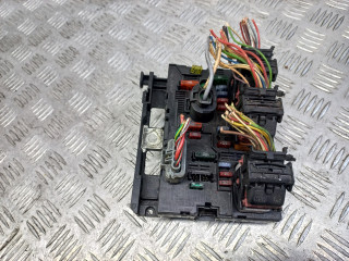 блок предохранителей Peugeot 307 1 поколение 2005, 2.0 л., дизель, 9661708280