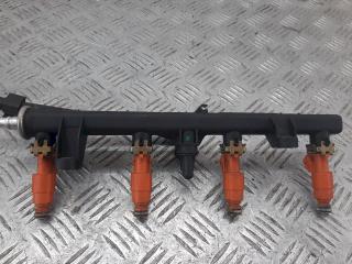 топливная рампа Alfa Romeo 156 1 поколение 2003, 2.0 л., 280151048