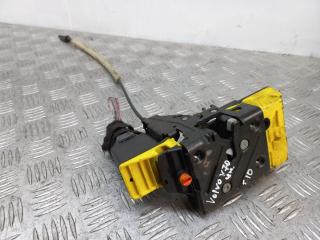 замок двери задней правой Volvo V70 2 поколение 2005, 2.4 л., D 5244 T, дизель, МКПП, универсал