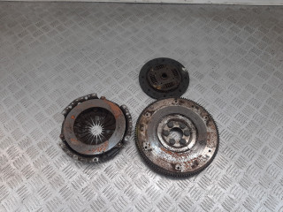 маховик Skoda Fabia 1 поколение (6Y) 2004, 1.6 л., бензин, 030105271