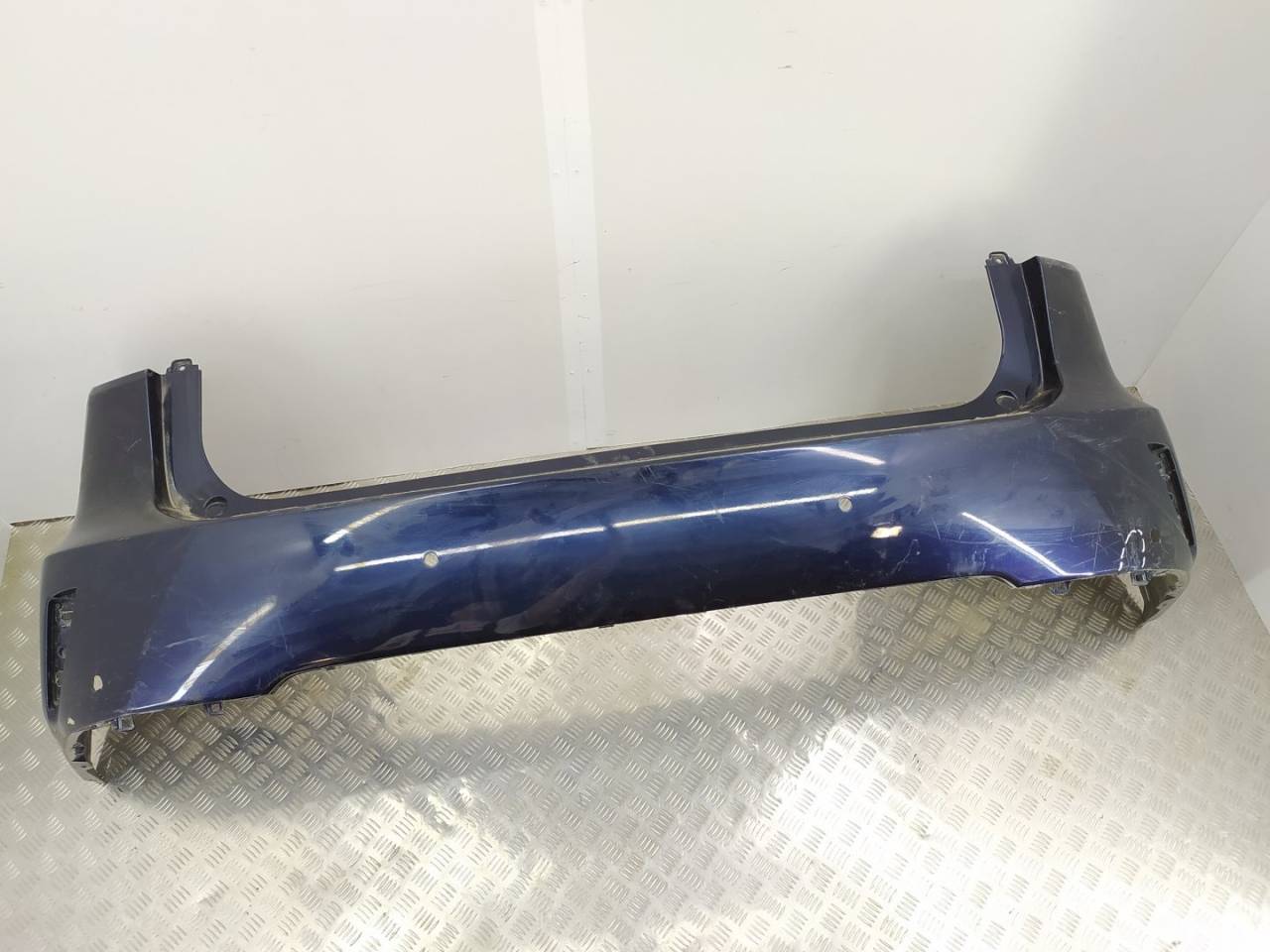 бампер задний Lexus RX 4 поколение 2018, - - фото №1