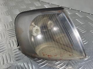 поворотник правый Audi A3 8L 1998, 1.9 л., TDi, 963286