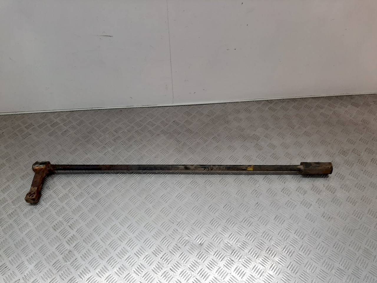 торсион подвески Mercedes-Benz M-Класс W163 2001, 2.7 л., CDi - фото №1