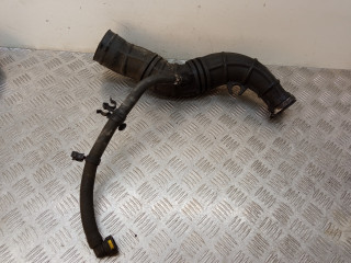 патрубок воздушного фильтра Volvo V40 1 поколение [рестайлинг] 2001, 1.9 л., DCi, дизель, MR912032