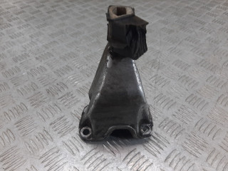 кронштейн КПП Volkswagen Passat B5 2000, 1.8 л., бензин, 8D0399113AB