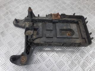 полка аккумулятора Volkswagen Passat B6 2007, 1K0915333C