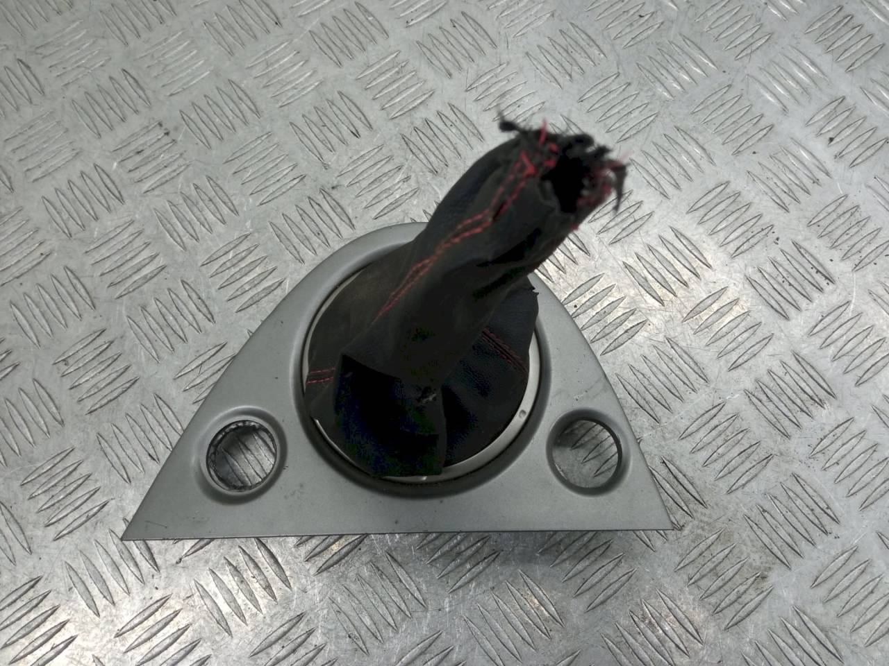 чехол рычага КПП Honda Civic 7 поколение 2003 - фото №1