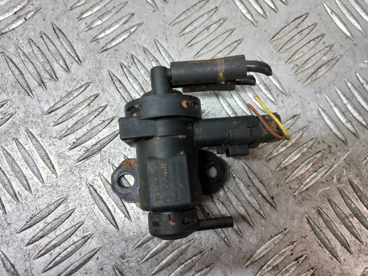 клапан управления турбиной (актуатор) Citroen C5 1 поколение 2004, 2.0 л., HDi, дизель, 9628971180 - фото №1