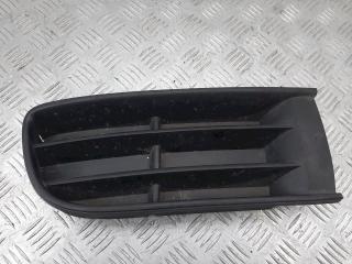 заглушка (решетка) в бампер Volkswagen Polo 4 поколение 2004, 8Q0853666