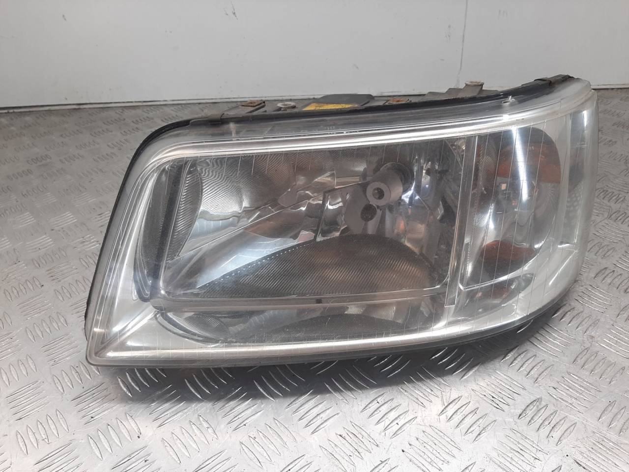 фара левая Volkswagen Transporter T5 2004, 7H1941015J - фото №1