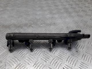 топливная рампа Volkswagen Golf 4 поколение 2000, 1.4 л., i, 36133319