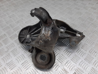 крепление стабилизатора / втулки стабилизатора Audi A6 4F/C6 2007, 2.7 л., дизель, 4F0199351S