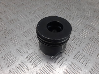 поршень Volkswagen Passat B6 2008, 2.0 л., TDi, дизель, 7901J