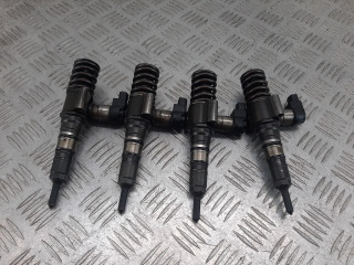 форсунка Volkswagen Passat B6 2007, 2.0 л., TDi, дизель, 03G130073S