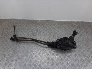 кулиса Audi A4 B6 2003, 2.5 л., AKE, дизель, 6МКПП, 8E0711025
