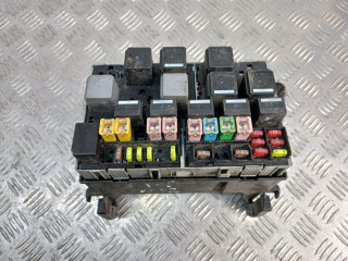 блок предохранителей Ford Transit 7 поколение 2008, 2.2 л., SRFA, дизель, МКПП, микроавтобус, 6C1T-14A067-CB