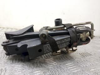 домкрат Volvo XC70 2 поколение [рестайлинг] 2007, 8679370