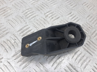 кронштейн радиатора Land Rover Range Rover Velar 1 поколение 2022, J8A2-8K337-AD