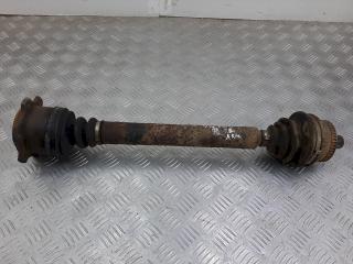 полуось передняя правая (приводной вал, ШРУС) Volkswagen Passat B5 1999, 1.6 л., i, бензин, -