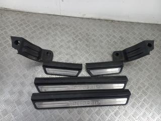 накладка на порог Hyundai Terracan 1 поколение 2003, 2.9 л., дизель, АКПП, внедорожник 5 дв.