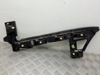 крепление бампера Volkswagen Passat B6 2007, 3C9807393