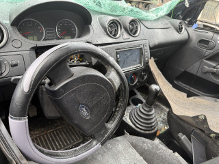 Ford Fiesta 5 поколение [рестайлинг]