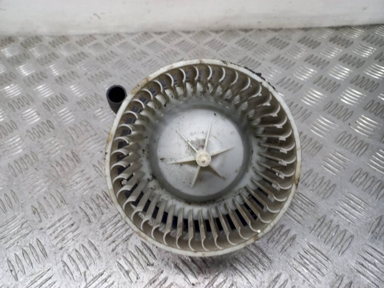 моторчик печки Opel Sintra 1 поколение 1998, 52481314 - фото №1