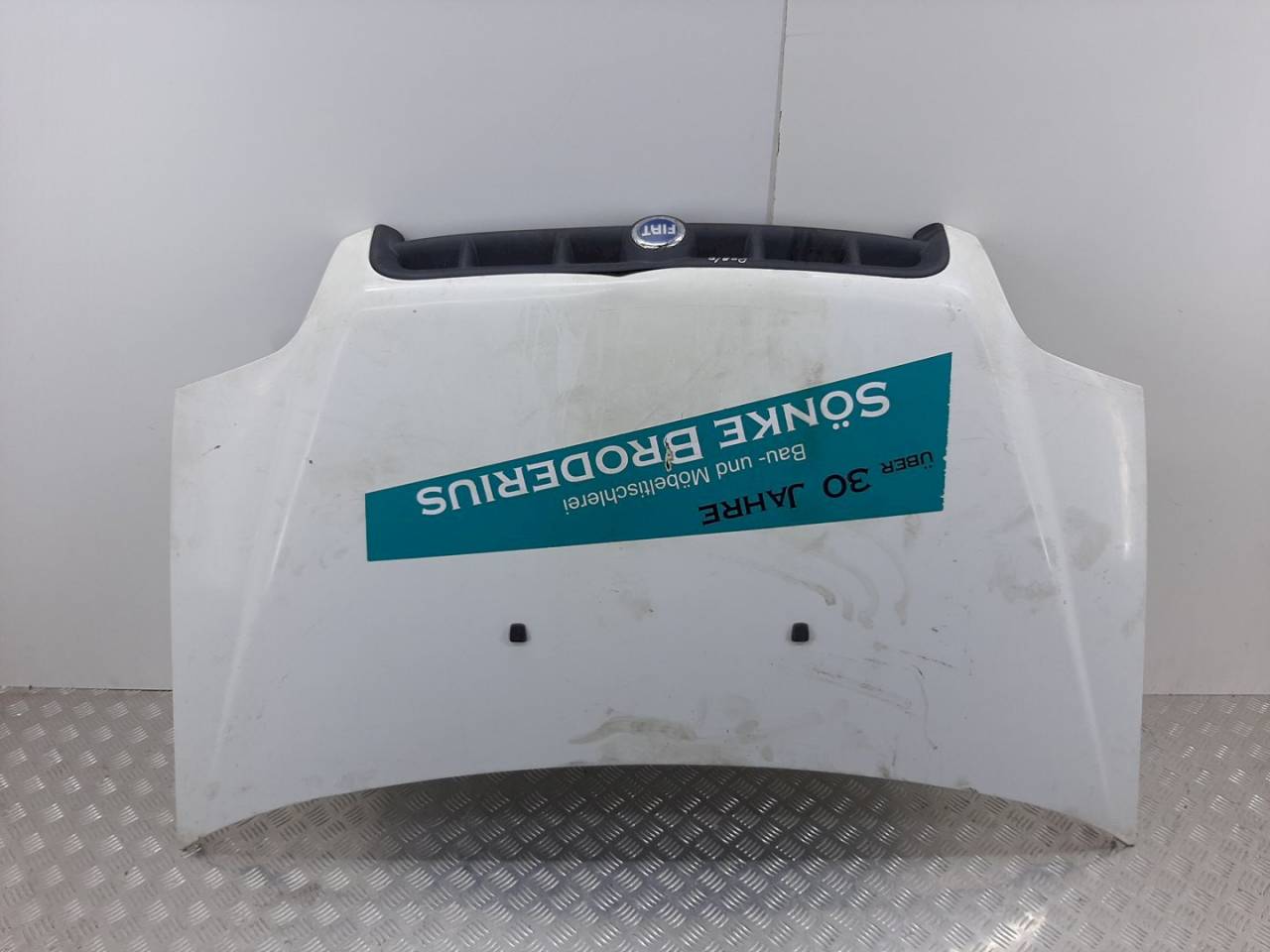 капот Fiat Doblo 1 поколение 2005 - фото №1