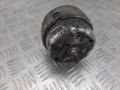 подушка крепления двигателя Audi A4 B5 1999, 1.8 л., i, бензин, -, 8D0199379J - фото №3
