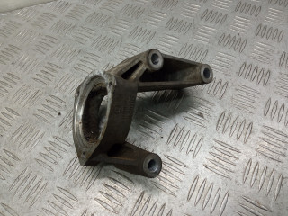 кронштейн полуоси Opel Vectra C [рестайлинг] 2007, 3.0 л., CDTi, Z 30 DT, дизель, 13107615