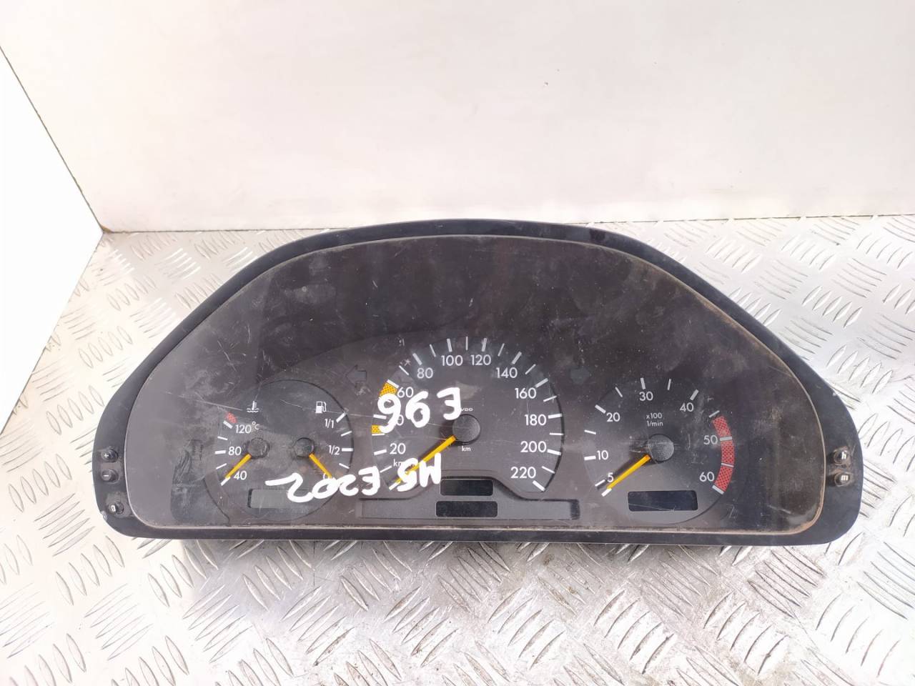 щиток приборов (приборная панель) Mercedes-Benz C-Класс W202/S202 1996, 2.2 л., CDi, 2025407748 - фото №1