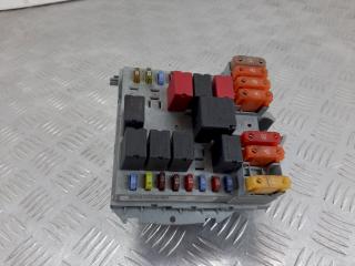 блок предохранителей Peugeot 407 1 поколение 2006, 50504455