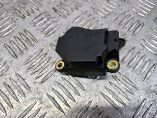 моторчик заслонки печки Volvo V70 2 поколение 2000, 2.4 л., B 5244 S, бензин, МКПП, универсал, 74933GECC