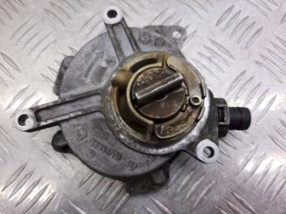 насос вакуумный Volkswagen Passat B6 2005, 2.0 л., i, 06D145100E