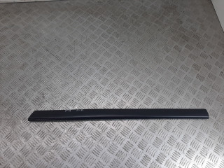 накладка двери (крышки) багажника Audi A8 D2/4D [рестайлинг] 1999, 4D0854950A