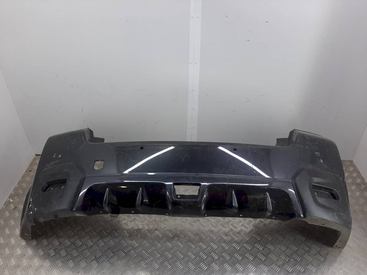 бампер задний Subaru XV 1 поколение 2013, - - фото №1