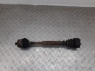 полуось передняя левая (приводной вал, ШРУС) Volkswagen Passat B5 [рестайлинг] 2003, 1.6 л., i, ALZ, бензин