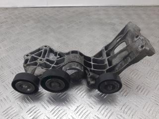 кронштейн генератора Mercedes-Benz B-Класс W245 2007, 1.7 л., i