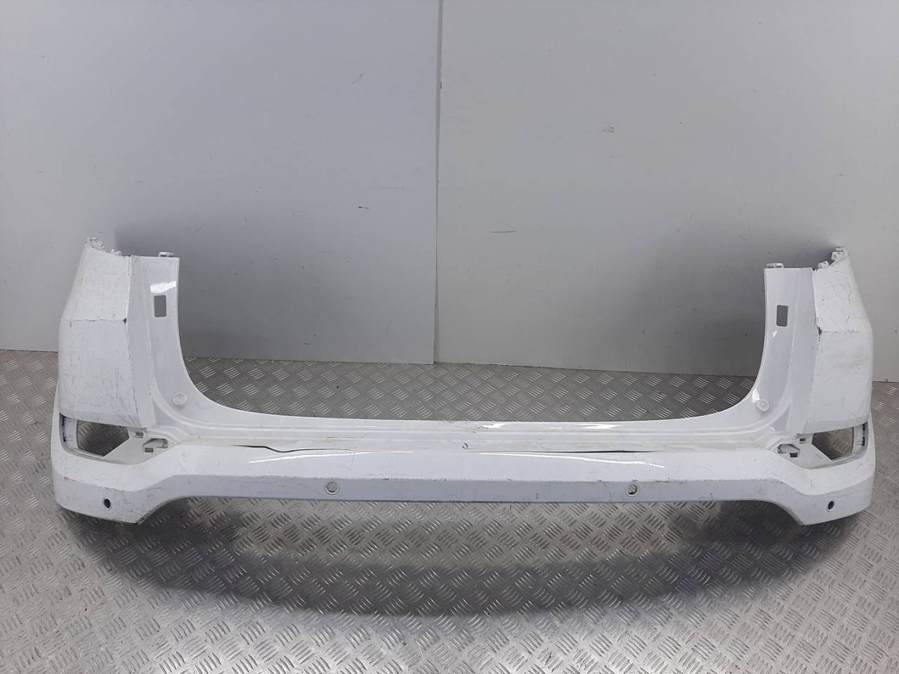 бампер задний Hyundai Tucson 3 поколение 2016, 86611-D7000 - фото №1