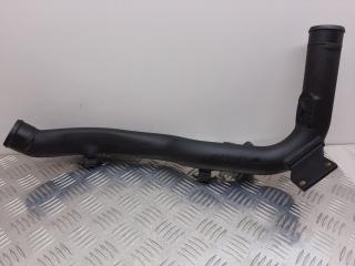 патрубок интеркулера Volkswagen Passat B5 2001, 1.9 л., TDi, 8D0145840S