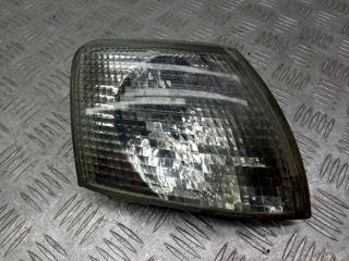 поворотник правый Volkswagen Passat B5 2000