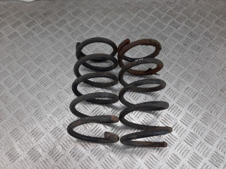 пружина задняя Mazda MPV LW 2000, 2.0 л., i, бензин