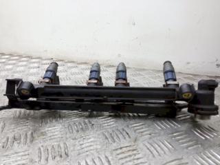 топливная рампа Volkswagen Golf 4 поколение 2001, 2.0 л., i, 037133317N