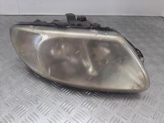 фара правая Chrysler Voyager 4 поколение 2004