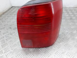 фонарь задний правый Volkswagen Passat B5 2000, универсал, 3B9945112J